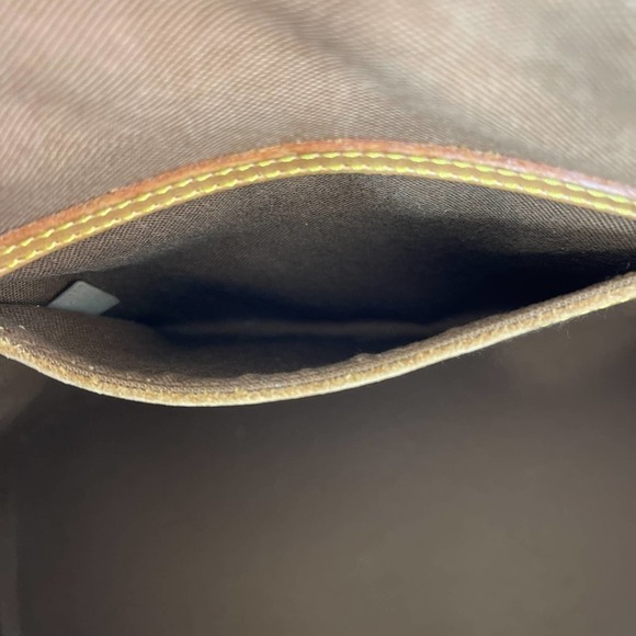 Louis Vuitton | Vintage Monogram Alma PM - Picture 9 of 15